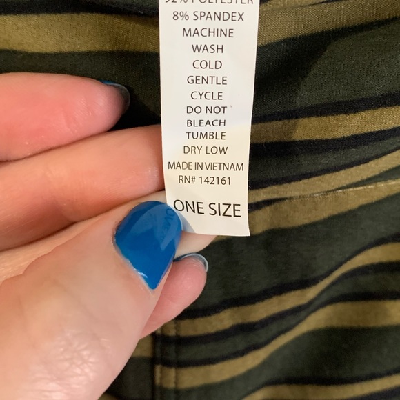 ⭐️Clearance⭐️LulaRoe Leggings OS - Picture 7 of 9